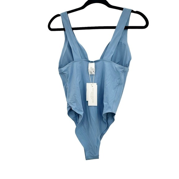 L Space Katniss One Piece Classic Swimsuit Wide U Back Aur Blue Size M NWT - Picture 6 of 11